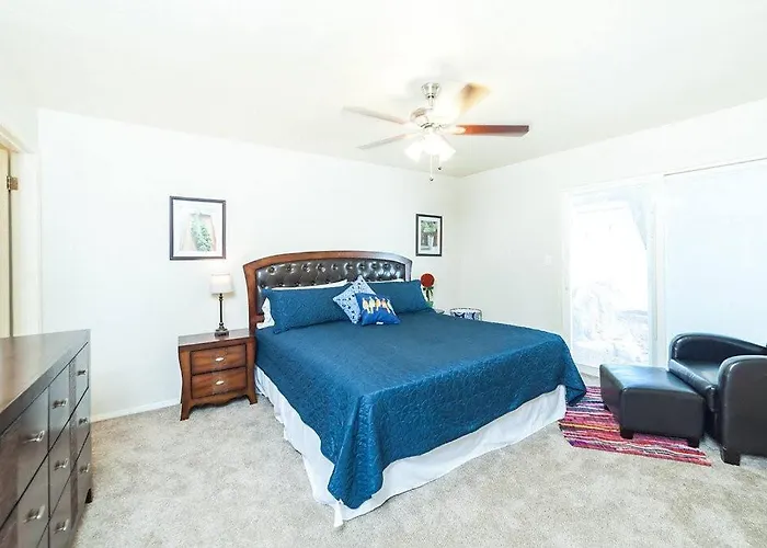 Private Patio-cubbies Close By-easy Freeway Access * Mesa